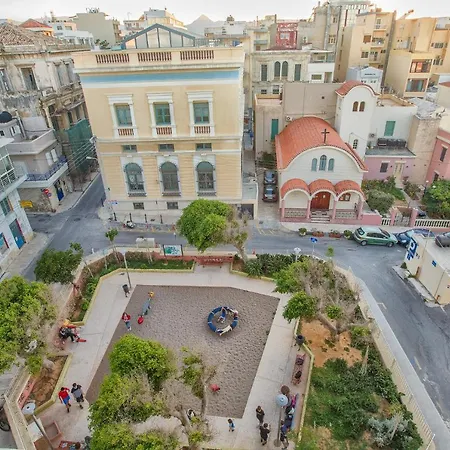 Seaside & Terrace * كاندية